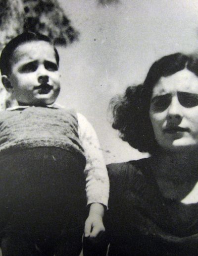 1944. Josefina y el hijo