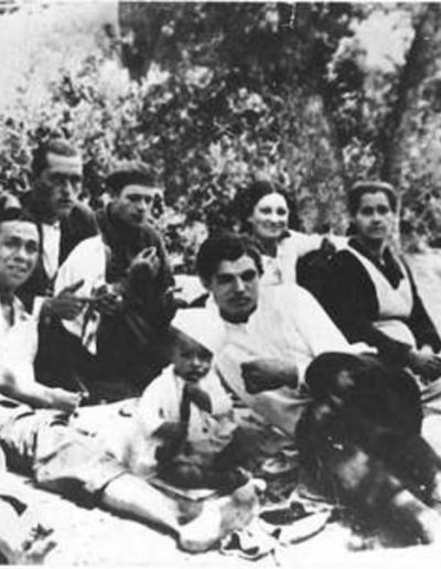 Miguel Hernández y familia